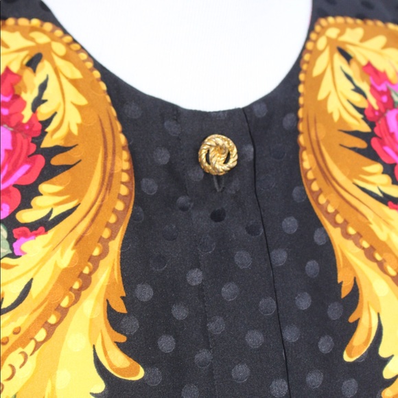 Vintage Beautiful 1980s Black Silk Floral Blouse - Picture 5 of 6